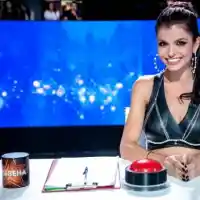 Славена Вътова не излиза без грим