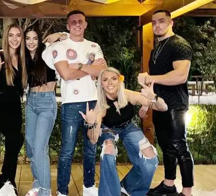 След греховна нощ: Участници от „Игри на волята“ изтрезняват в манастир