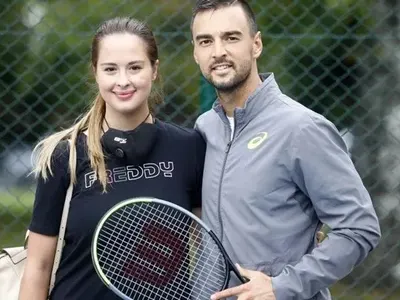 След три години любов: Най-известната ни спортна двойка се разпадна (Снимки)