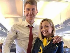 Стюардеса помага на бивш национал да избяга от Израел