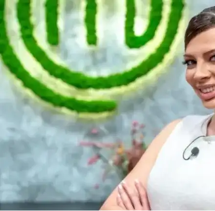 Свалка в „Мастършеф”: Миската Лора върти опашка пред Илиан Кустев от журито