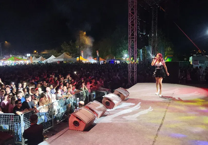 Валя пя пред 10 000 в Бурса