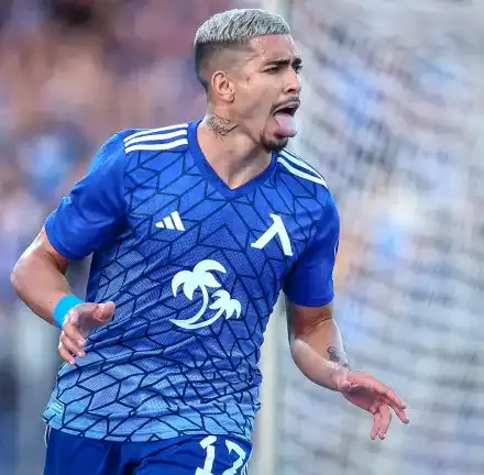 Звезда на “Левски” с тайно дете в Бразилия