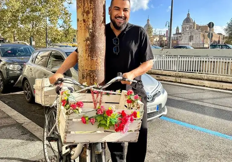 70 лв. за Азис в Турция