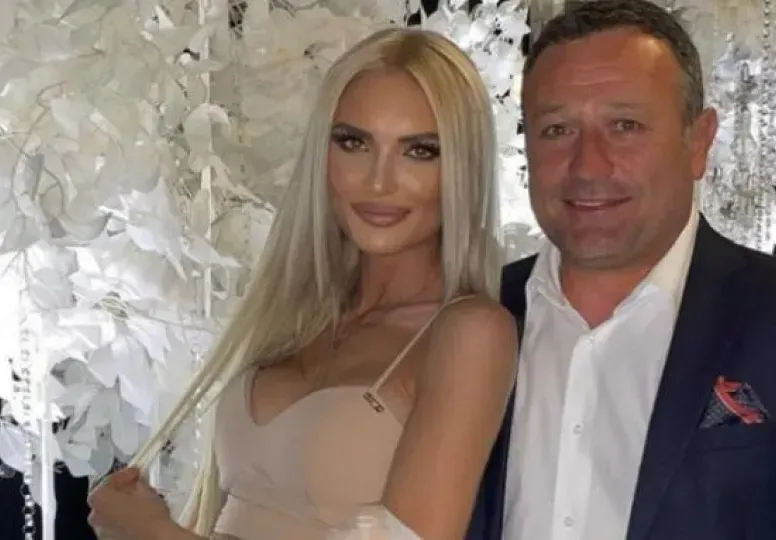 Бившата на Рачков се дипломира