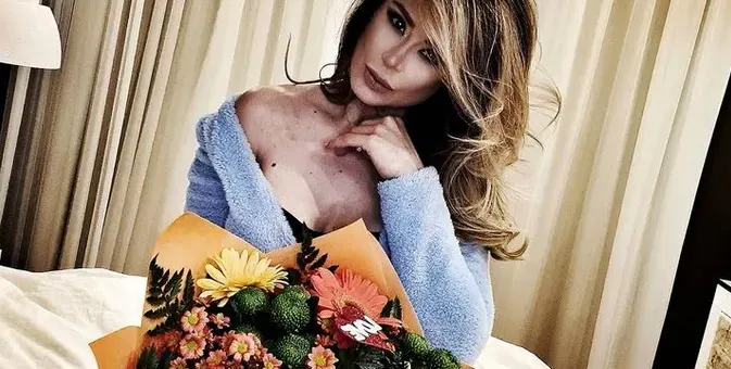 Его го мъжа, когото Ася Капчикова 5 години кри! Не е първа младост, но... СНИМКИ