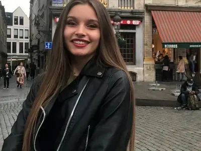 Ето я най-красивата БГ шахматистка (Снимки)