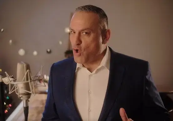 Гонят с полиция Юксел Кадриев от общинско жилище, за което плаща 90 лв. наем