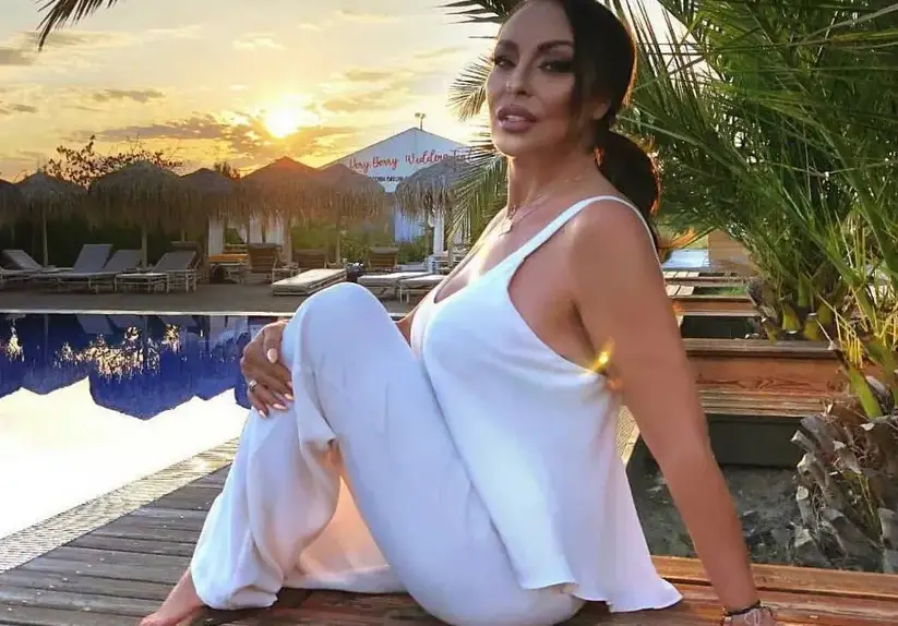 Ивана крие  интимна  връзка  с хирург