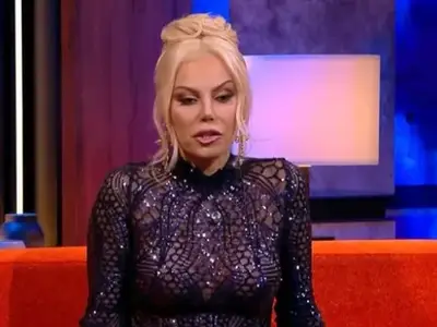 Камелия цака с нов хит