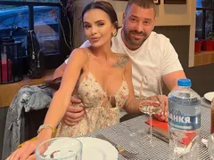 Карикатури: Отварачката окончателно  се раздели с Миро Дзвера