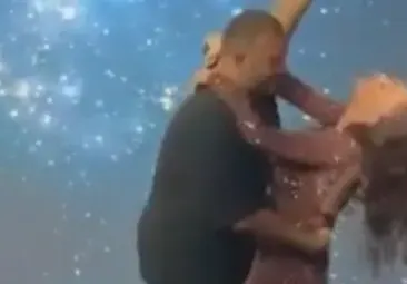 Късата пола не я спря: Галена в секси танци с наш шампион (СНИМКИ)