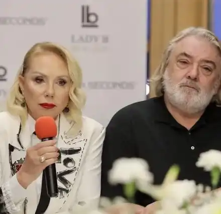 Лепа Брена отвори фирма у нас да изнася чорапогащници по света