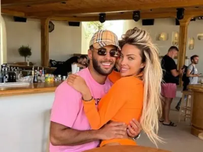 Мъжът на Русата Златка я мачка на детско парти (Папарашки снимки)