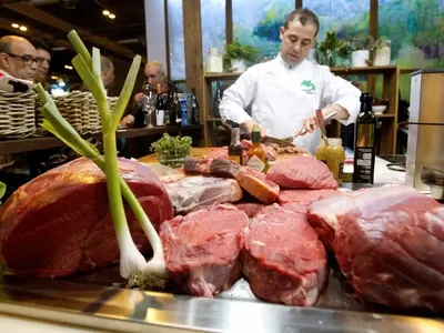 Медик изброи 8 много полезни мазни храни, които спокойно може да хапвате