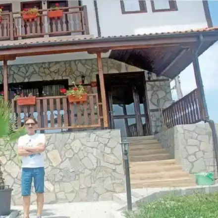 Милко Калайджиев потресен: НАП продаде къщата ми на цената на панелка