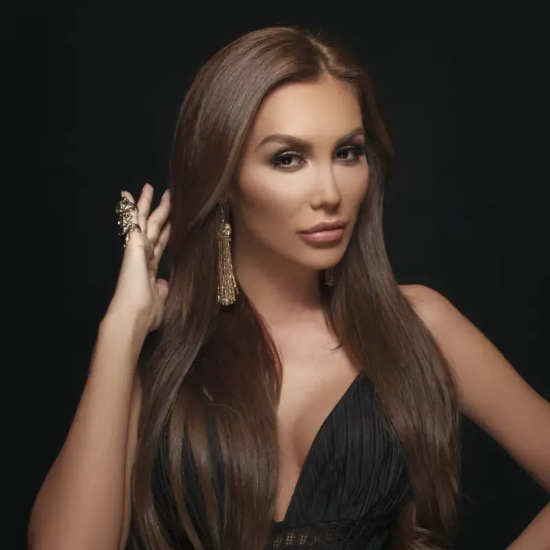 Моника Валериева плаче на романтични филми