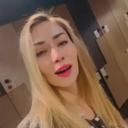 Нети изглади бръчките с ботокс