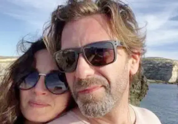 Новата на Калин Врачански - млада секси брюнетка, без корекции (Снимки)