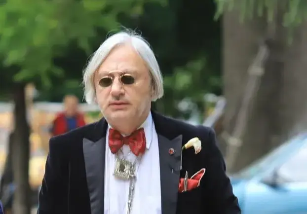 Обмислят ексхумация на Денди