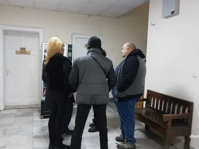 Певицата Луна на съд за имотна измама