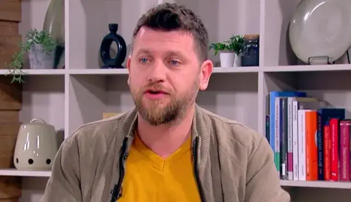 Плачков се подмлади с прическа