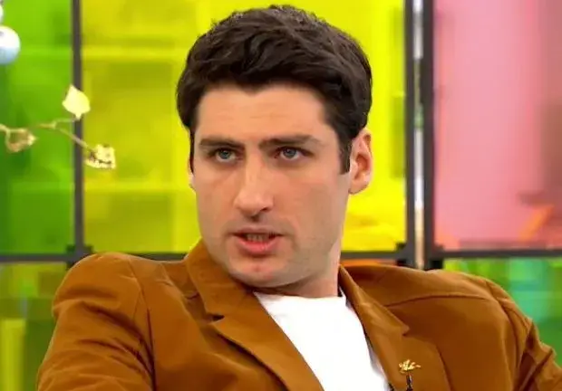 „Преди обед”  уреди с роли  Петър Дочев