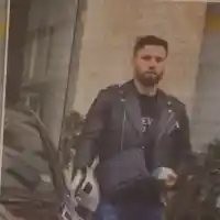 Щрак: Половинката на Деси Слава купува дрешки за внука