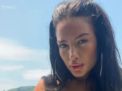 Тита се прави на Ким