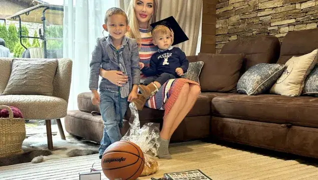 Тоца прави хирург втория си син