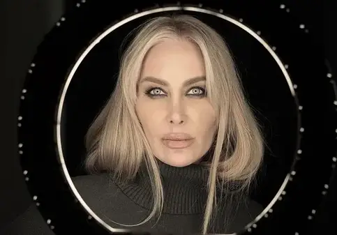 Тоца шокира с нова визия