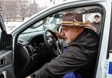 Ути Бъчваров нападна папарак на улицата