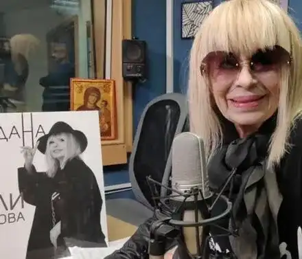 Вирус повали Лили, отлага концертите