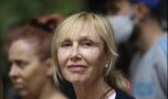 Ирен Кривошиева се инати за паметника на Ламбо - иска го пред Народния театър
