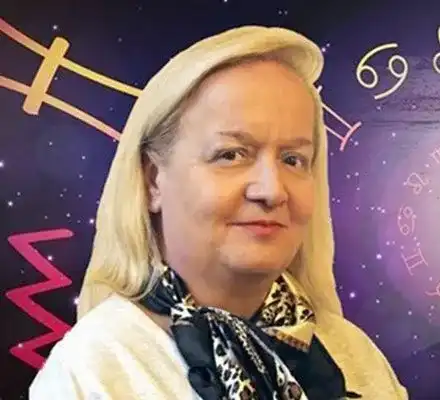 Алена с прогнози за известните през 2024 г.: Николета Лозанова и Ники М. може да имат проблеми