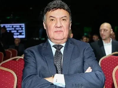 Алена с прогнози за известните през 2024 г.: Николета Лозанова и Ники М. може да имат проблеми