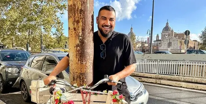 Азис обещава да меси баница с Ивка Бейбе