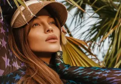 Двама мъже пребивали Деси Слава