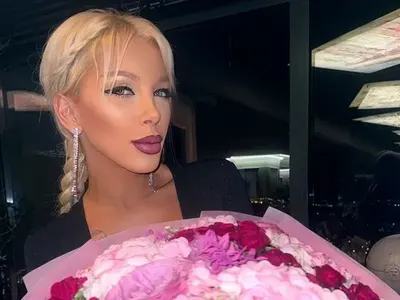 Емануела купи 100 кила подаръци СНИМКИ