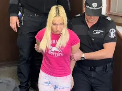 Емили Тротинетката плаче и се тръшка в съда: Невинна съм!