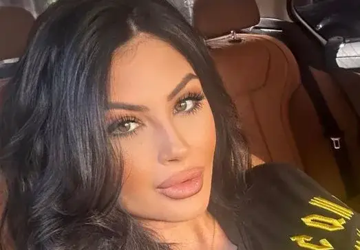 Кой събу дънките на Тафкова?! Миската остана само по бельо (HOT СНИМКИ)