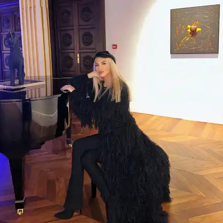 Мис България стана жена вамп