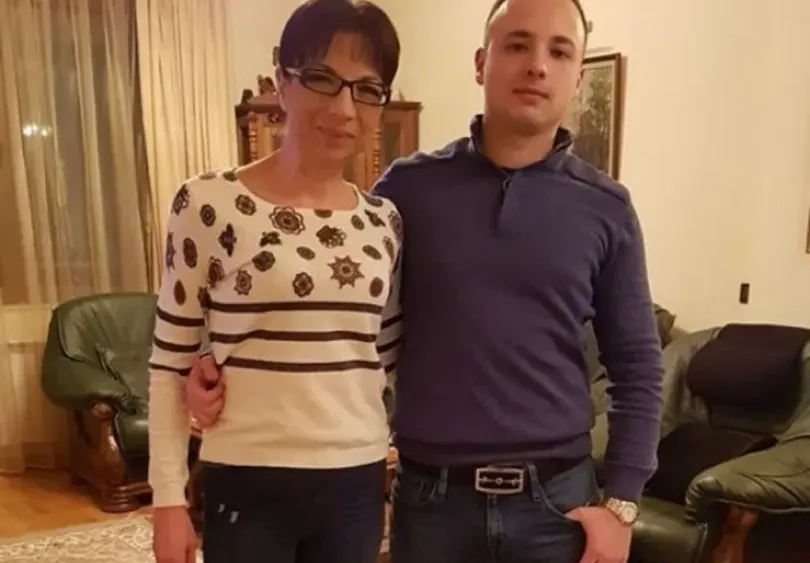 Тежък удар: Цветанка Ризова изоставена от сина си