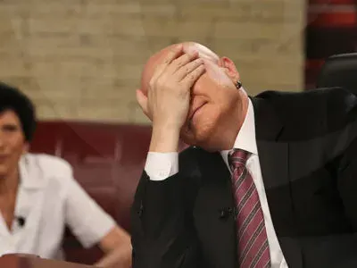 Слави крие 3 месеца смъртта на майка си