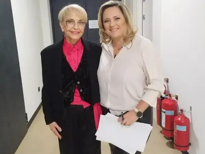 Лорд Евгени Минчев: Деси Слава с рокля полилей, Вергов в естетически безпорядък! И още + СНИМКИ