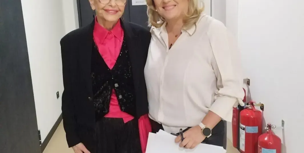 Бесте Сабри израснала без баща