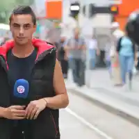 Журналистът Тодор Стефанов през сълзи в емоционално интервю: Мамо, ти си моят герой!