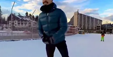 Ергенът Виктор откри сезона на сноуборда