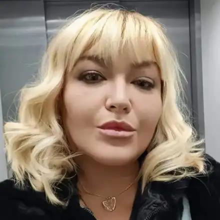 Катя Близнакова се подмлади с 20 години