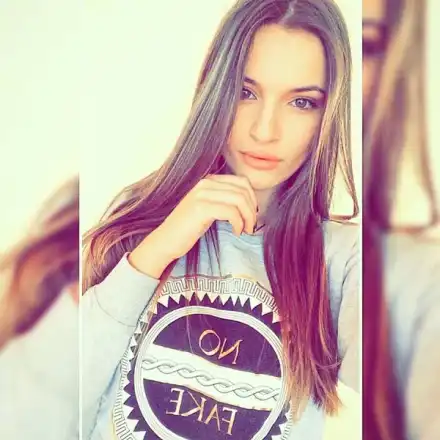 Кралицата на София гола при дядо Коледа